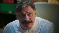 Подведём итоги твоей первой рабочей недели. В первый день ты чуть не отравил человека, во второй день подрался с барменом и разгромил весь бар, теперь я узнаю, что ты отфритюрил Викторию Сергеевну, а сегодня тебя чуть вообще не пристрелили. Похоже, т